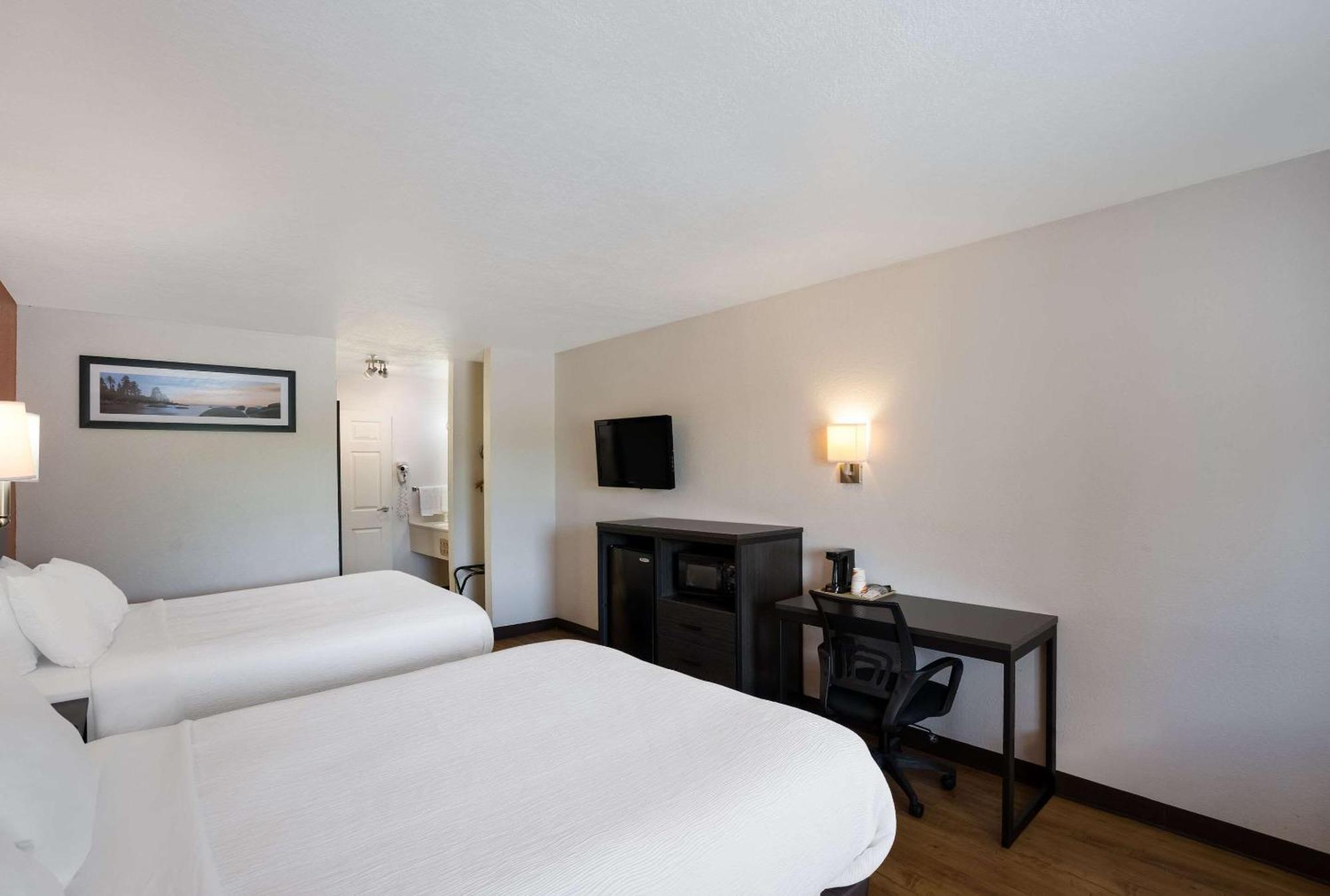 Quality Inn & Suites جنكشن المظهر الخارجي الصورة