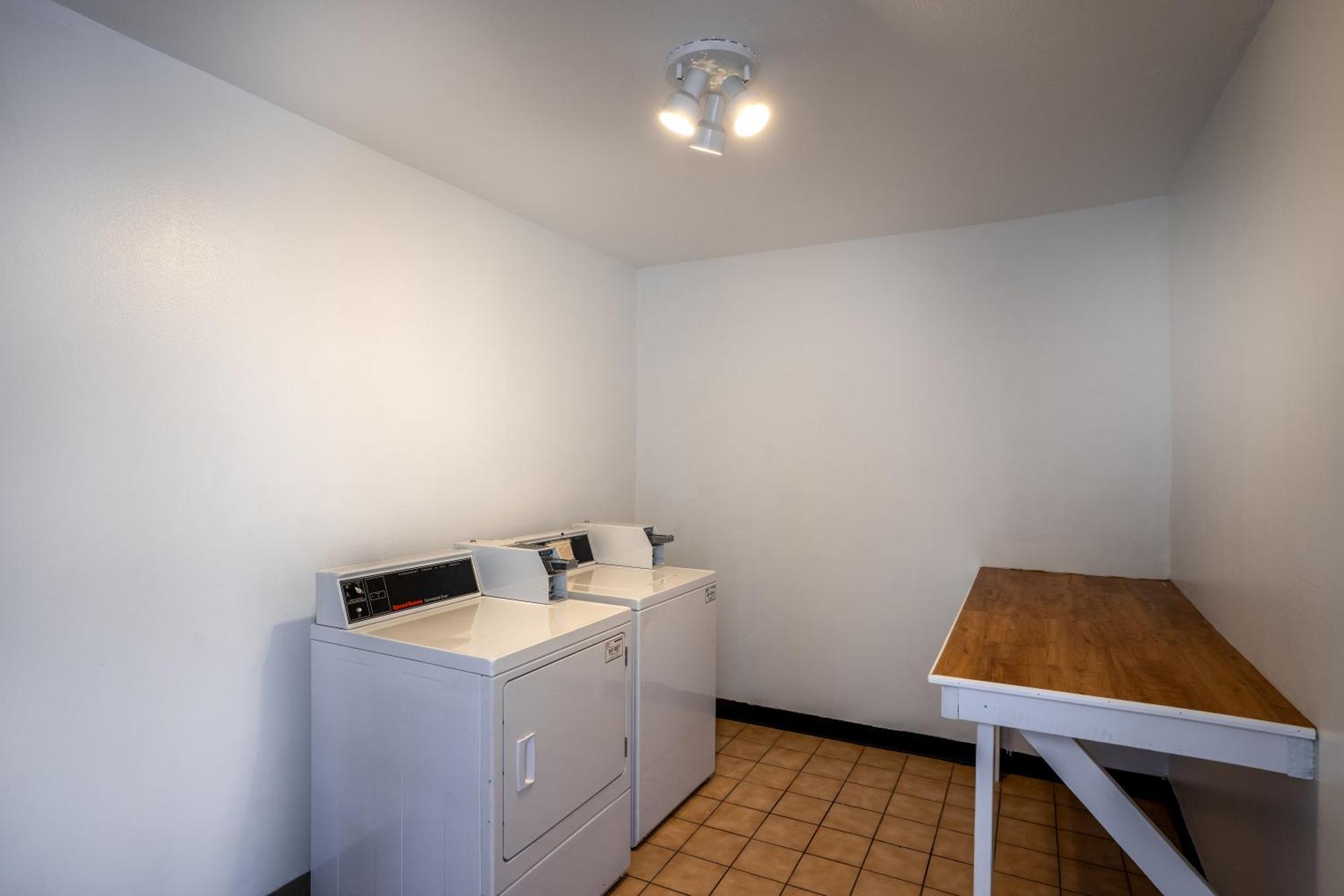 Quality Inn & Suites جنكشن المظهر الخارجي الصورة