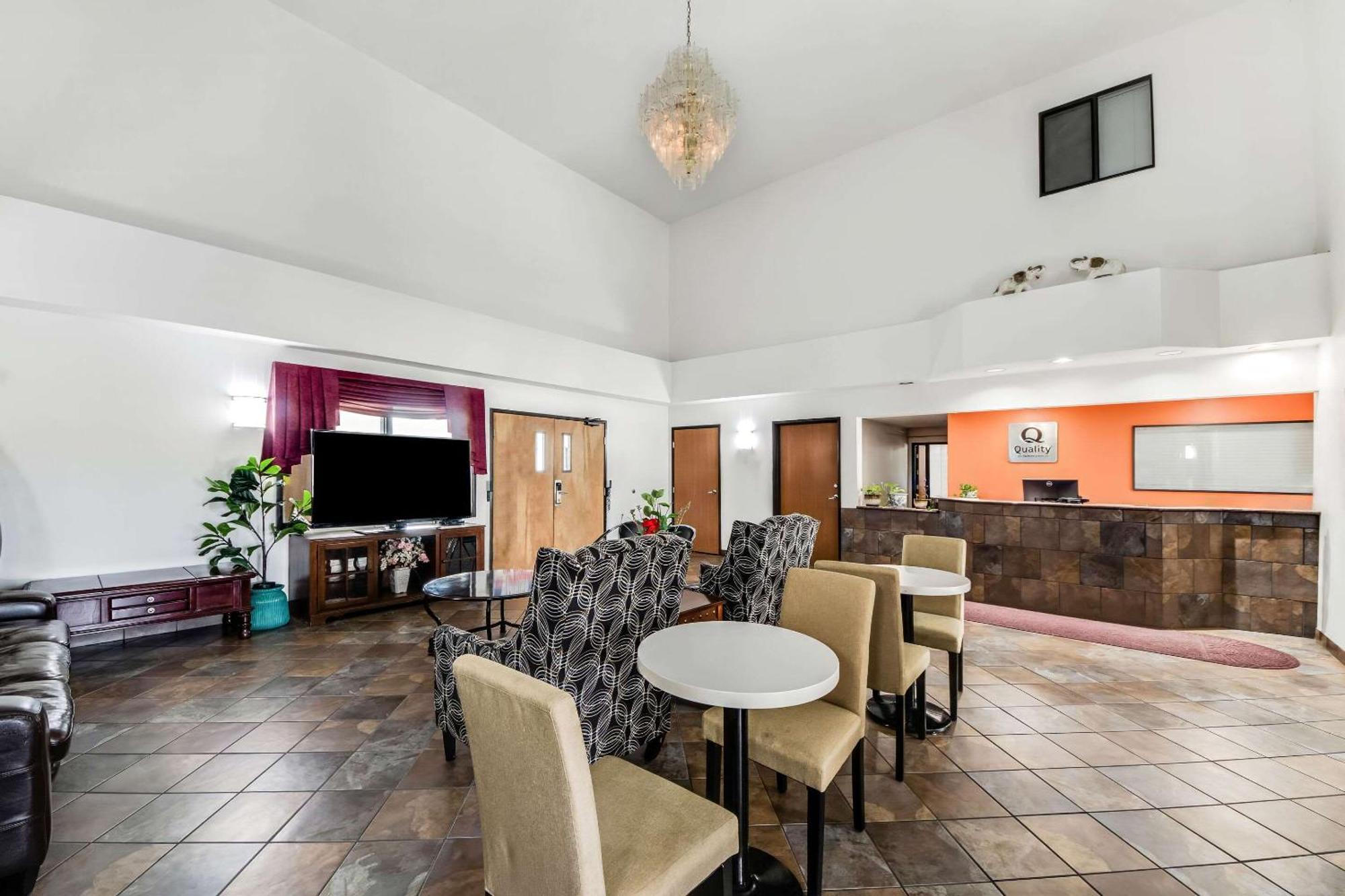 Quality Inn & Suites جنكشن المظهر الخارجي الصورة